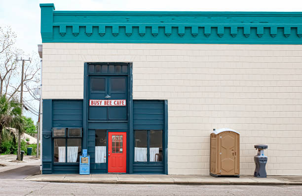 Best Porta potty delivery and setup  in Fayette, MS
